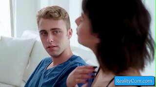 ���ാണാൻ ഈ കഥകള് കുമാരന് കോഴി മുലകുടിക്കുന്ന huge cock and getting അവളുടെ കവിളില് fingered ആഴമുള്ള