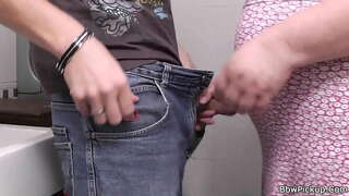 ���क दिग्गज कंपनियां कीमतों में एक छेद