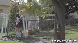 Young Virgin ശെരിക്കും മിസ് ചെയ്യുന്നു ക്ലാസ് To Fuck Her Boyfriend