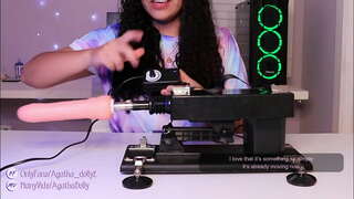 ORGASMO YON CHORROS CON MI MAQUINA SEKSYÈL - AGATHA DOLLY