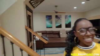 ���നി Amari