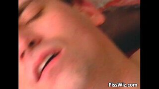 ���రిపక్వ అందగత్తె పతిత కాక్ సక్స్ మరియు గెట్స్.