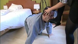 Sou kote fè l &#039;pou gason esklav lanbe l, pinga&#039; w segondè soulye